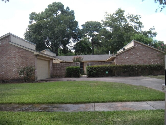 Building Photo - 12622 Amado Dr Rental