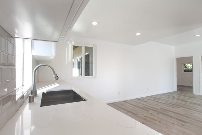 Photo - 403 Brooks Ave Unit N/A