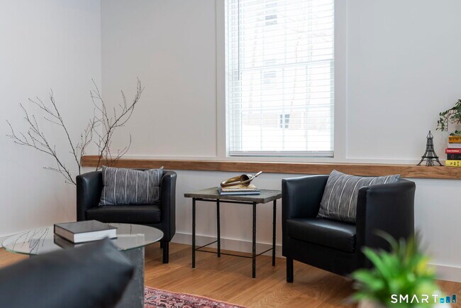 Photo - 179 Butternut St Unit 7