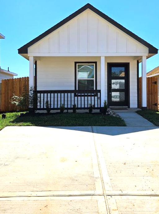Building Photo - 16478 Valerie Marie Pl Rental