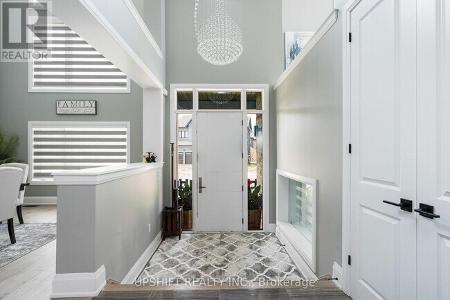 Photo - 141 Springside Cres