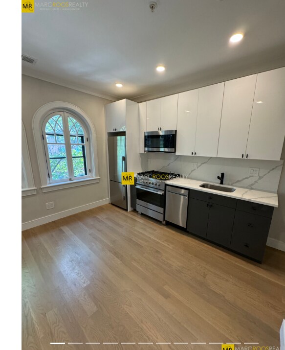Building Photo - 535 Newbury St Unit 6 Rental