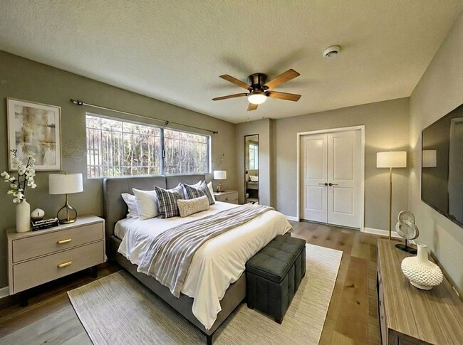 Photo - 533 W. 75th Street