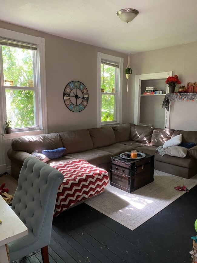 Photo - 2647 S 18th St Unidad Apt 1