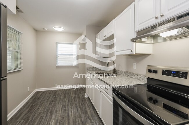 Photo - 3353 Forent Ave