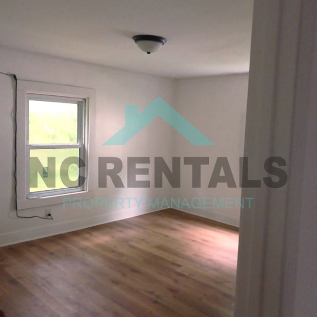 Photo - 4408 Edgemore Rd