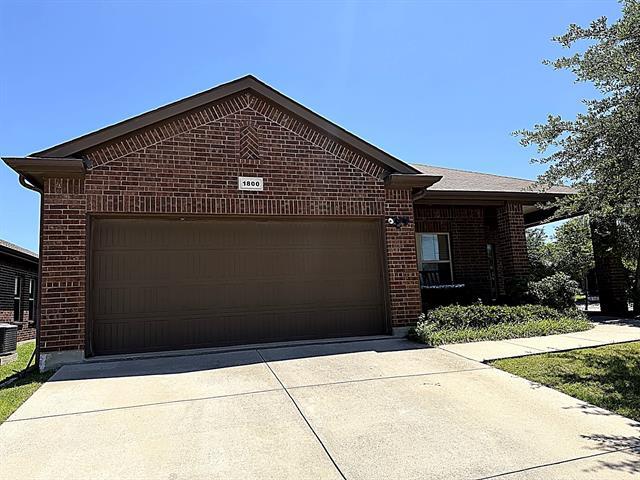 Building Photo - 1800 Potrillo Ln