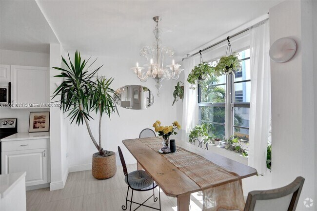Building Photo - 7735 Abbott Ave Unit 2F Rental
