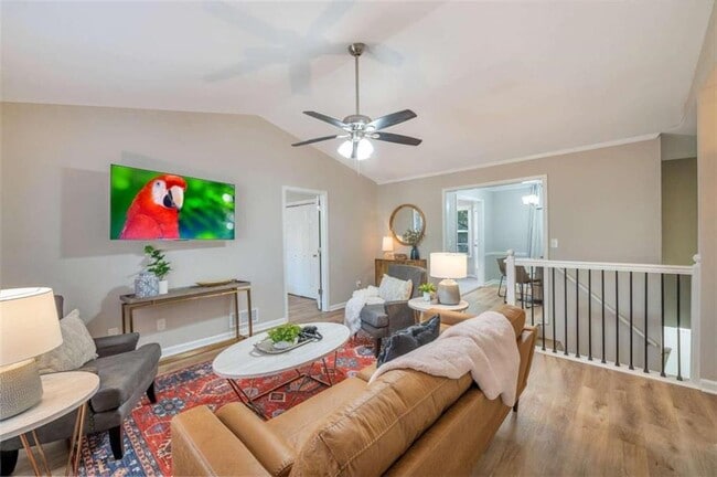 Building Photo - 165 Bentley Pkwy Rental
