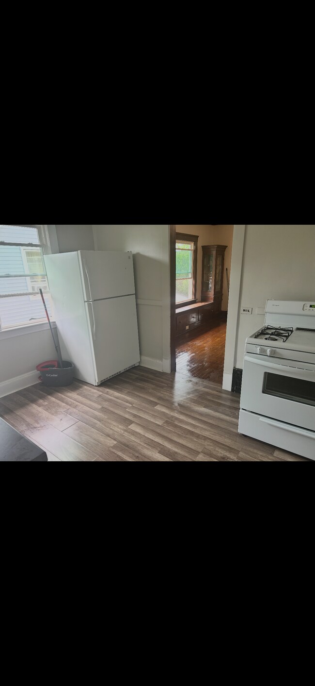 Photo - 1227 Cranford Ave