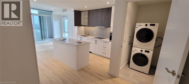 Photo - 741 King St W Unit 1012