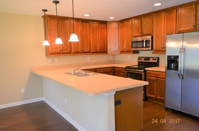 Photo - 8015 Hilsdale Rd