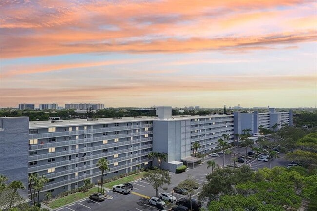 Photo - 5700 NW 2nd Ave Unidad 704 Rental