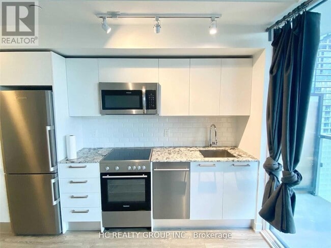 Photo - 28 Wellesley St E Unit 3508