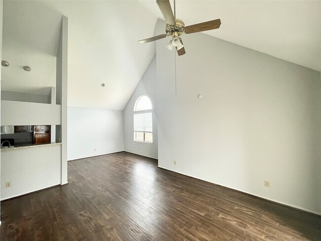 Building Photo - 14550 Fonmeadow Dr Unit 806