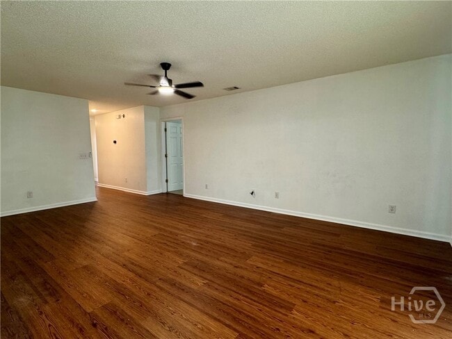 Photo - 18 Allen Brook Dr