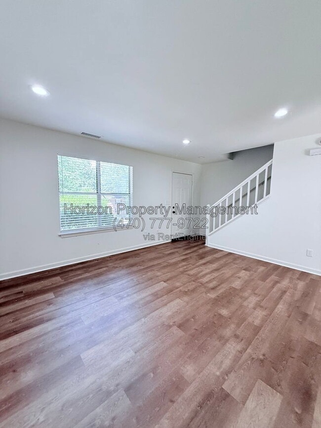 Photo - 4030 Hidden Hollow Terrace