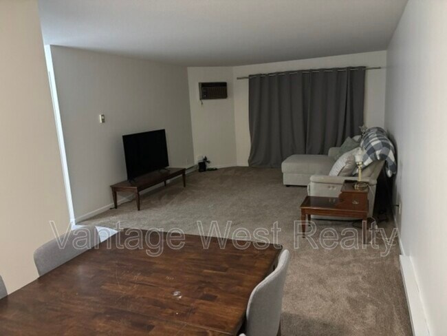 727-727 Houghton Rd