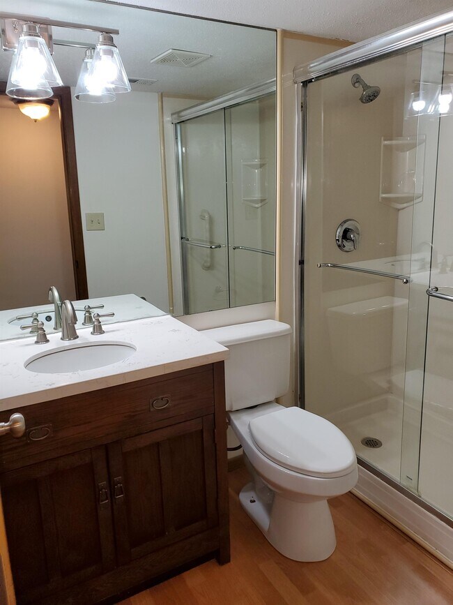 Photo - 2402 Silkwood Dr