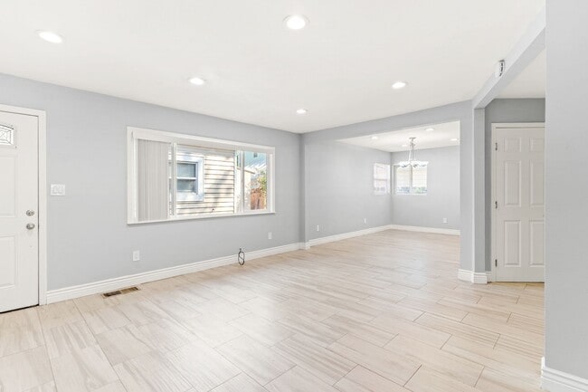 1271 Ocean Ave Unit Rear