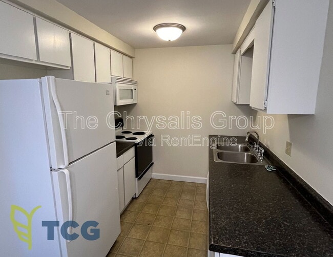 Photo - 1444 State St