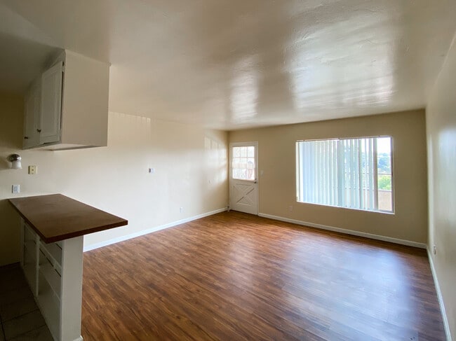 Photo - Sleepy Hollow Apartments