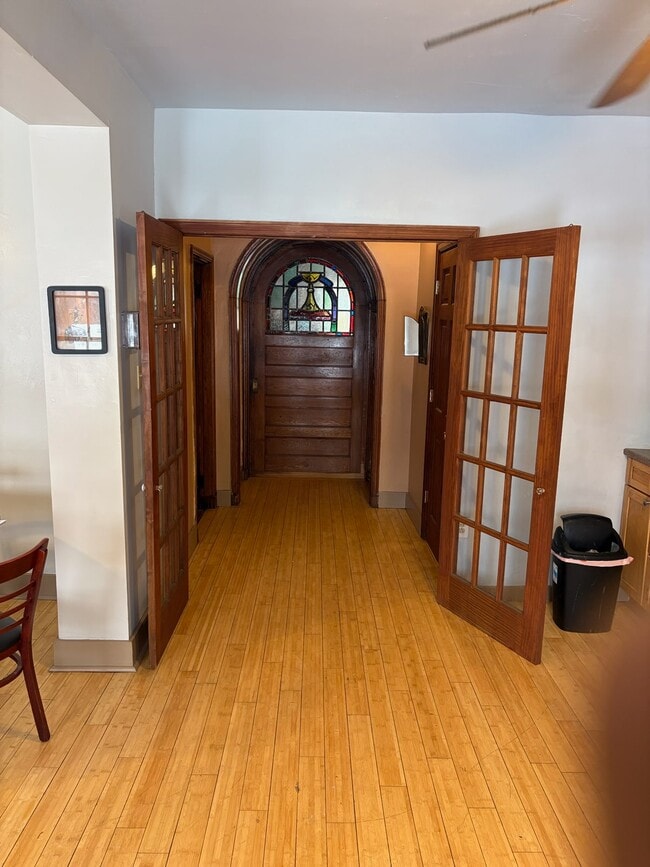 Photo - 4740 Friendship Ave