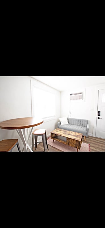 Photo - 396 N Elm St Unidad 3