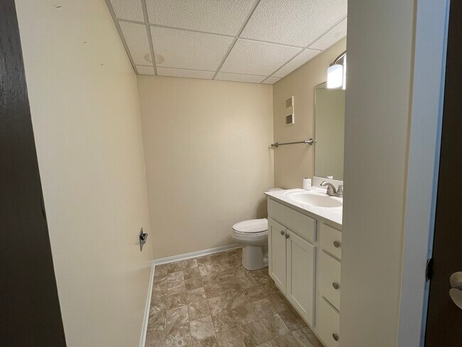 Photo - Wingra West Apartments
