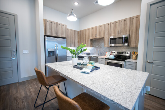 Building Photo - Eighteen 51 Brinker Rental