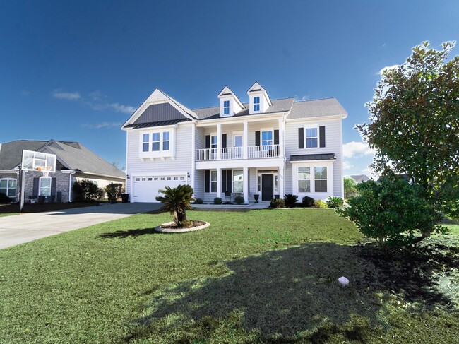 Photo - Elegant Richmond Hill Home with Screened Patio & Lagoon Views