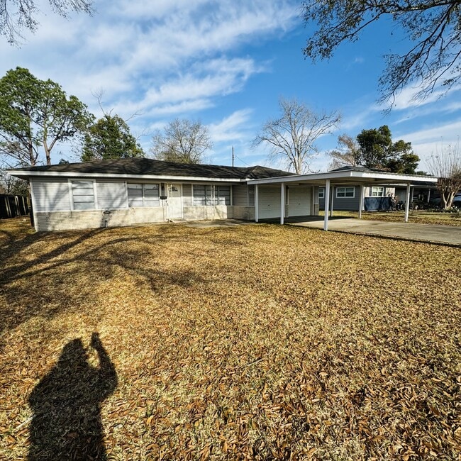 Photo - 5569 Sonnier Ln House