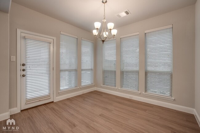 Photo - 3112 Damsel Sauvage Ln