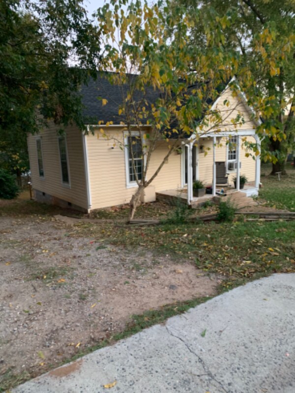 Photo - 60 3rd Ave Pee Dee