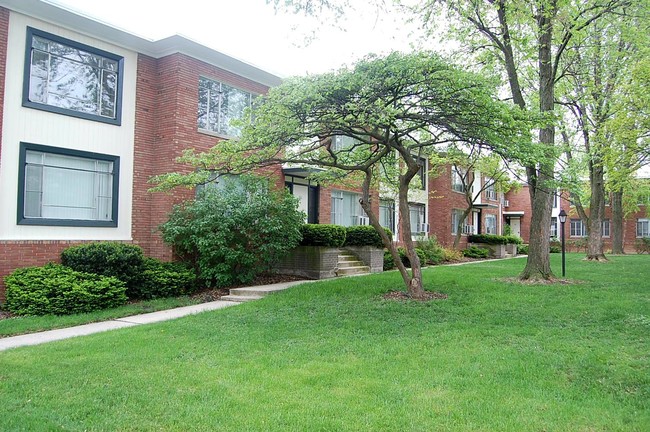 Garden Terrace Apartments - Homewood, IL | ForRent.com