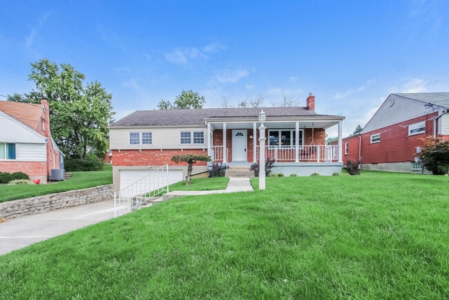 Building Photo - 1104 Archland Dr