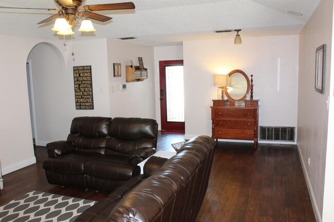 Photo - Available JULY 1st! Beautiful clean open concept home!