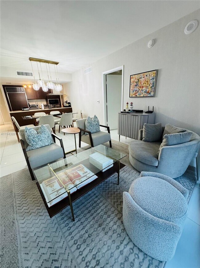 Photo - 465 Brickell Ave Unit 618