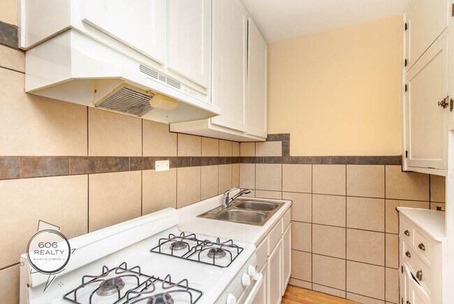Photo - 2801 N Keating Ave Unit 309
