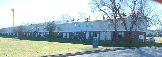 Photo - Meadow Landing North