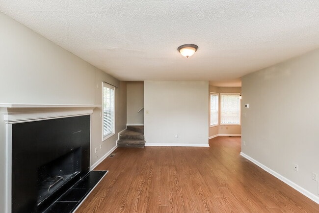 Photo - 7285 Hunters Ridge Dr