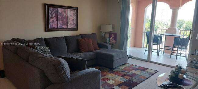Photo - 19501 E Country Club Dr Unidad 9601 Rental