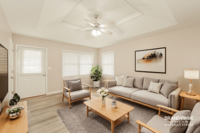 Photo - 402 Maple Ave