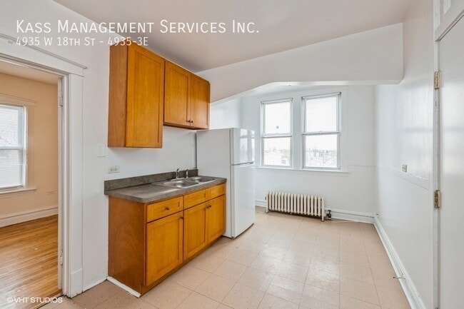Photo - 4935 W 18th Unit 4935-3E