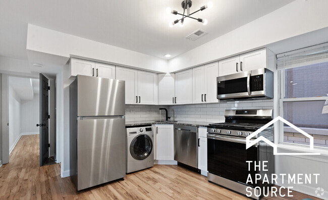 Building Photo - 1112 W 18th St Unit 3F Rental