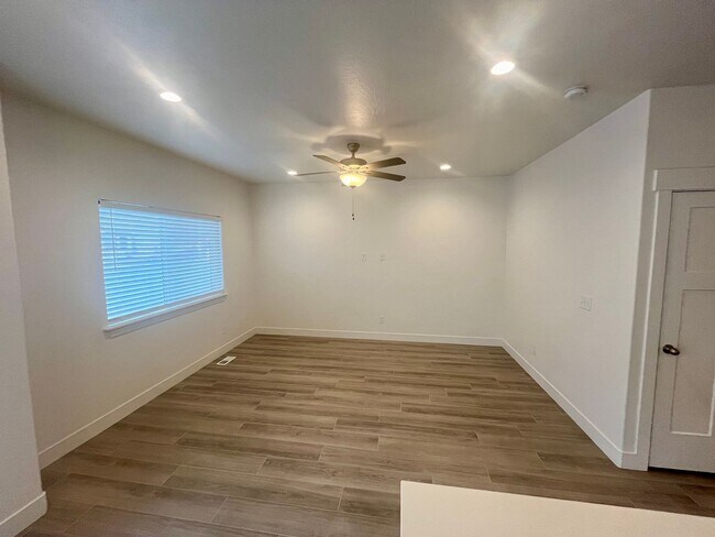 Photo - Lovely townhome for rent in American Fork