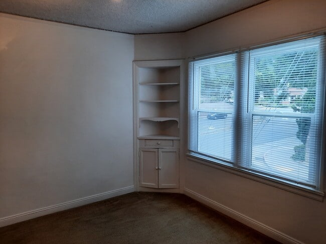 3507 Victor Ave Unit 3