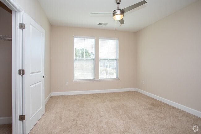 1BR, 1.5BA - 940SF - Bedroom