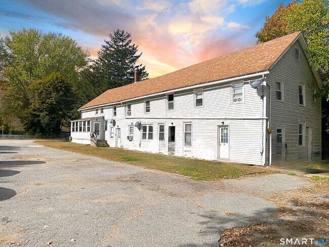 Building Photo - 88 Taftville-Occum Rd Unit C