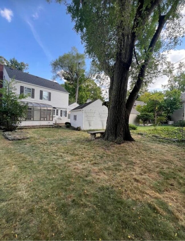 Photo - 403 Wesley St